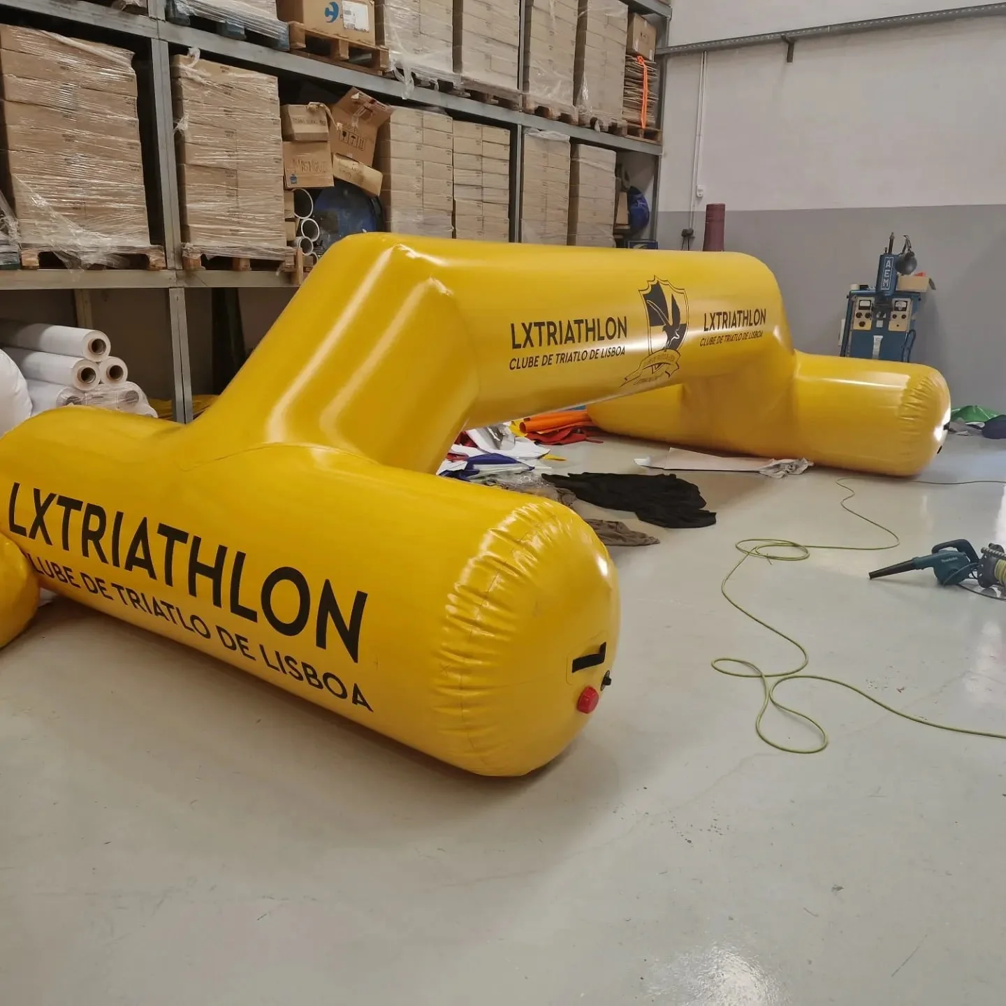 Arco hinchable flotante para eventos acuáticos