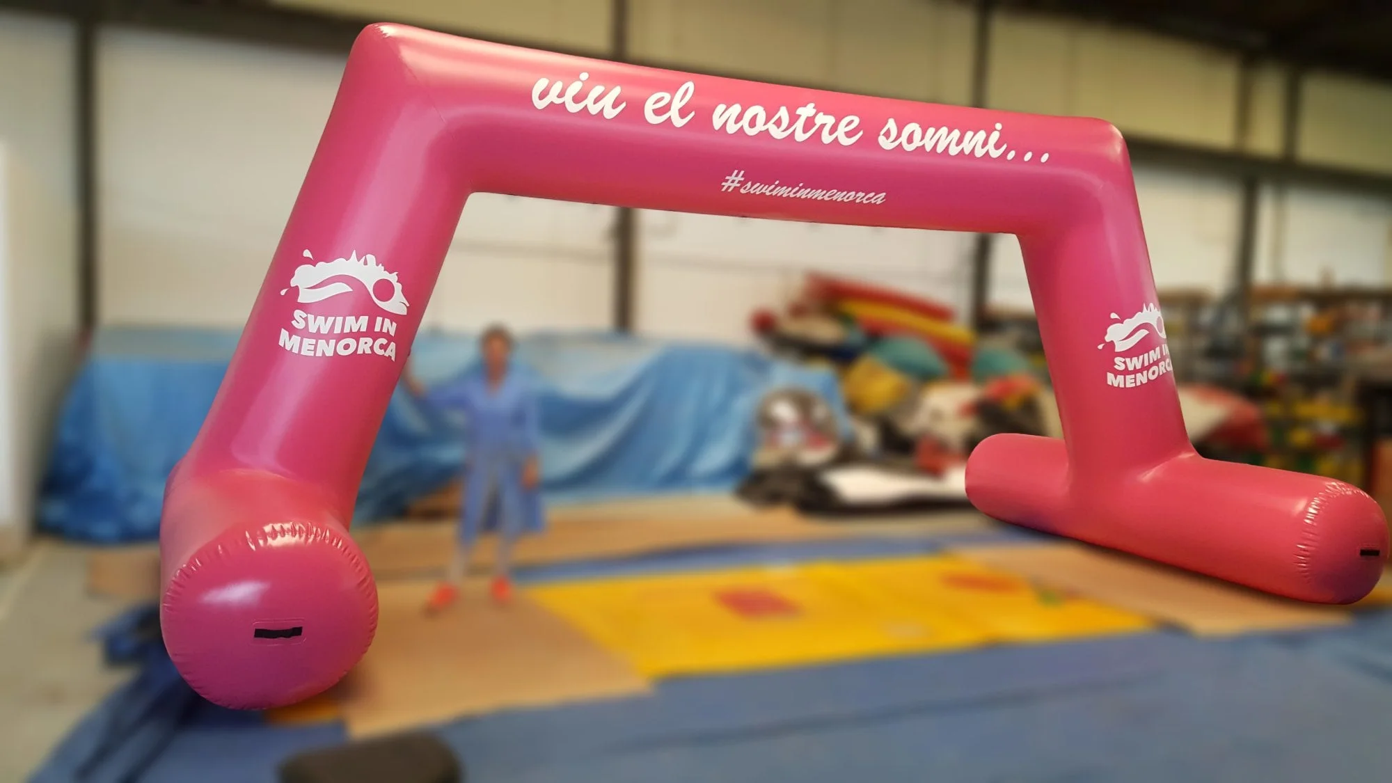 Arco hinchable flotante para eventos acuáticos