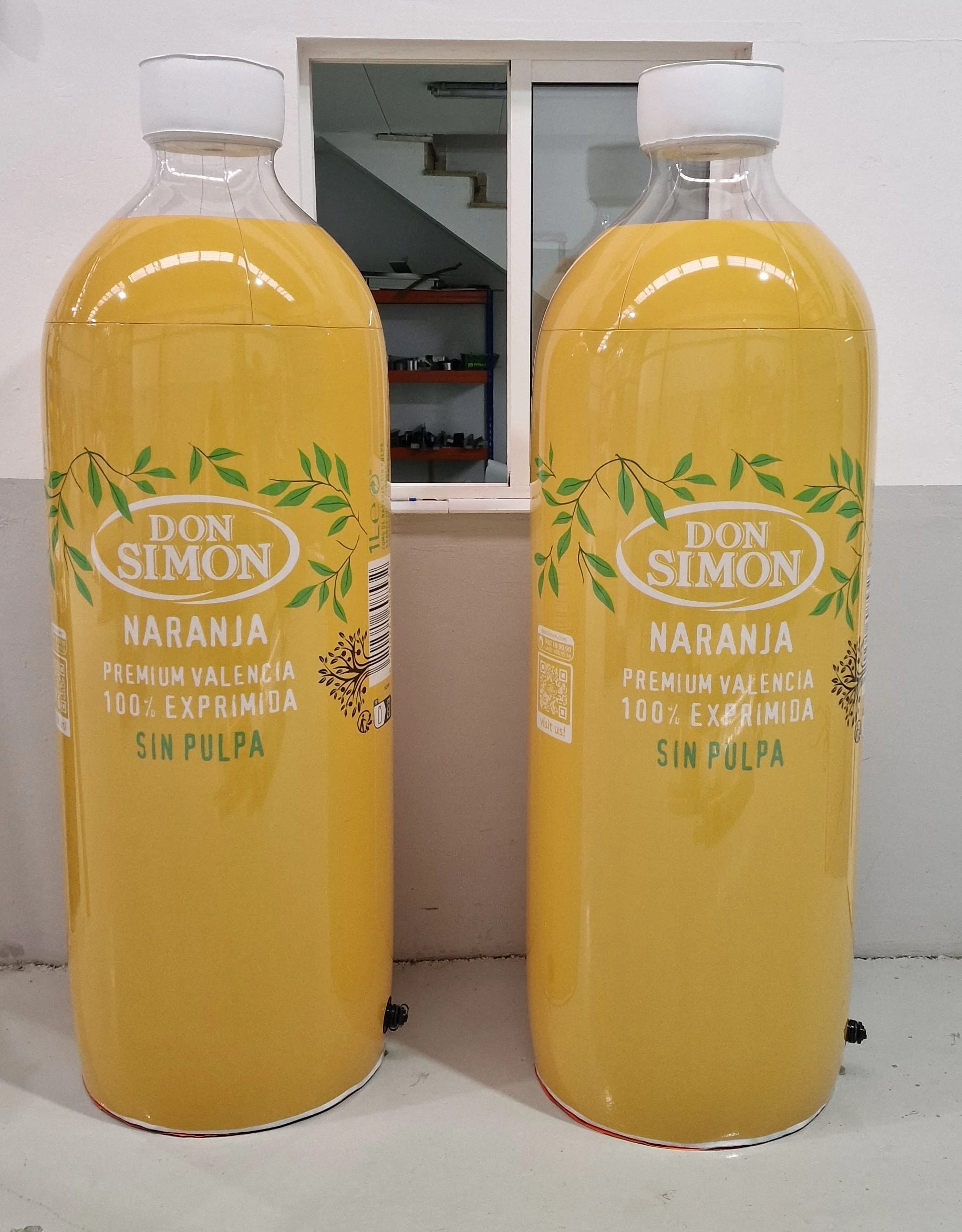 Botella Y Lata Hinchable