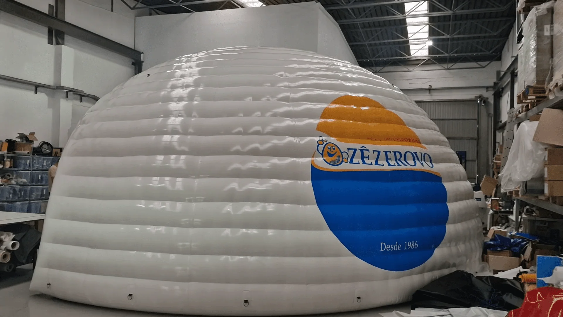 Carpa hinchables tipo Domo