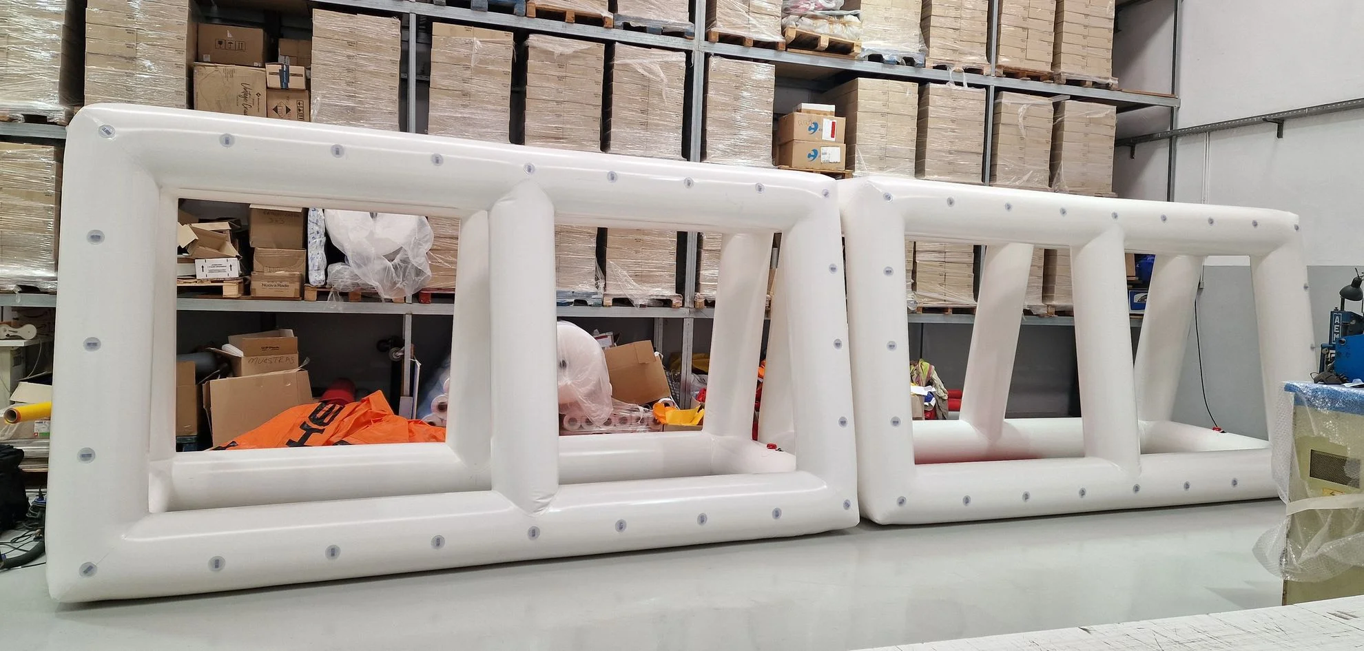 Publicidad flotante inflable